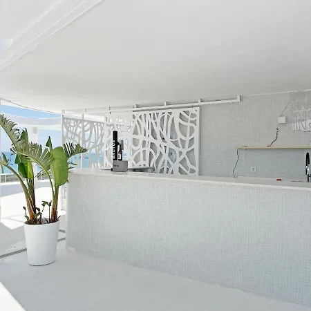 Global Properties, Moderno Con Terraza En Gran Canet Διαμέρισμα *