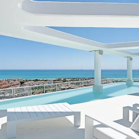 Global Properties, Moderno Con Terraza En Gran Canet