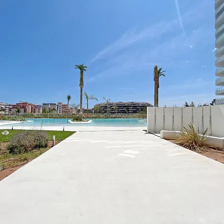 Global Properties, Moderno Con Terraza En Gran Canet Apartment